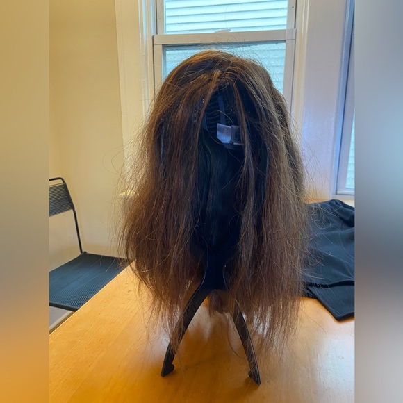 Raquel Welch- Human Hair TOPPER Memory Cap Monofilament Body Wave Layers - Picture 5 of 14